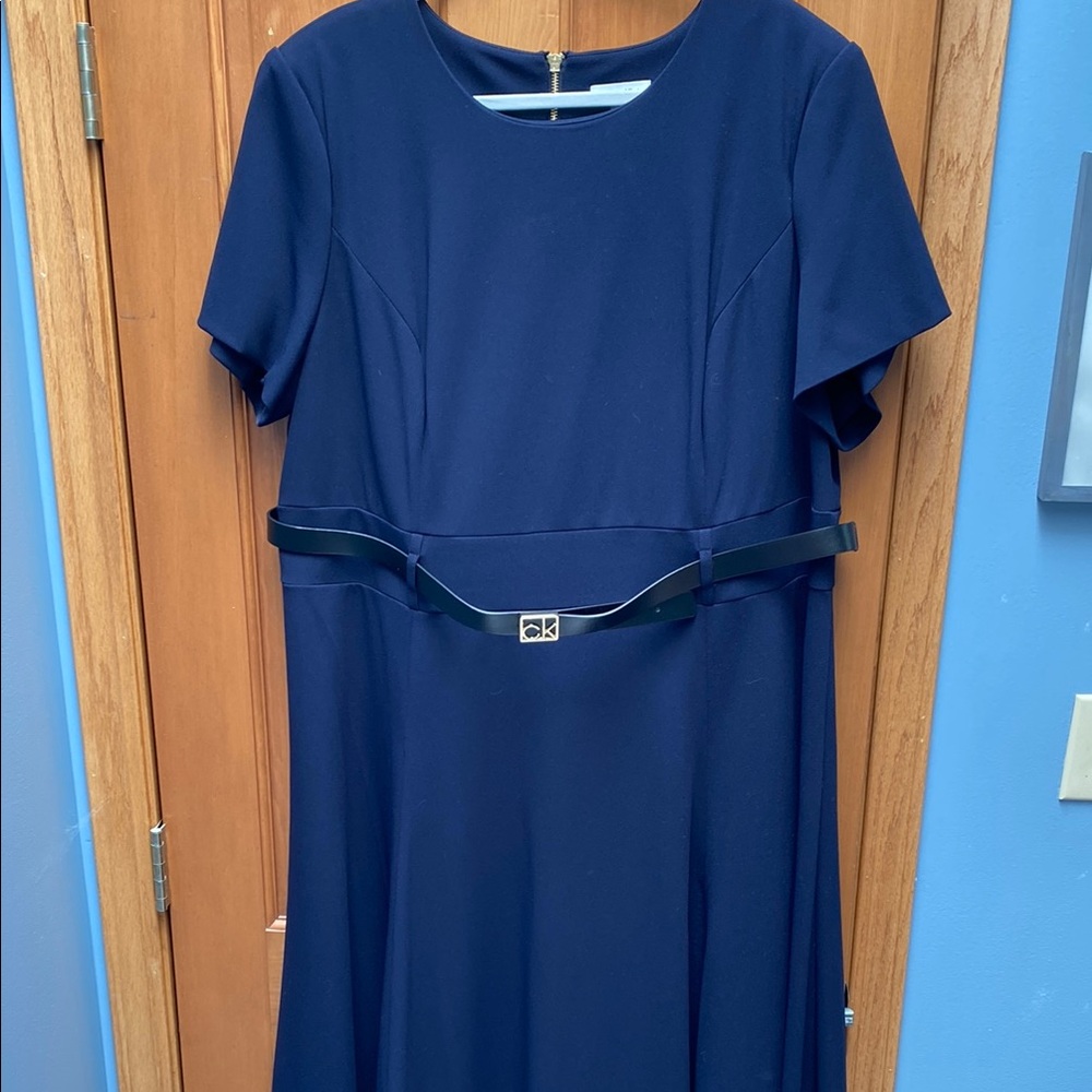 Calvin Klein Navy Blue A-Line Midi Dress with Short Sleeves